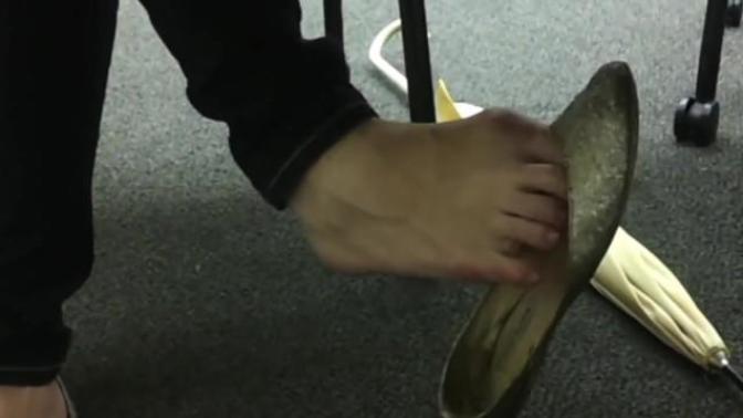 Girls, who among you here play or dangle with their shoe?
