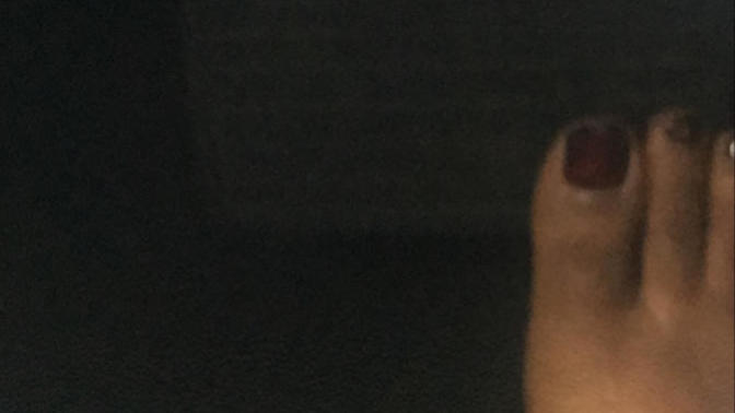 Random: Are long toes ugly?