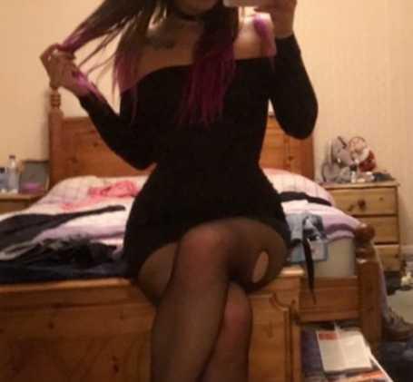 Pink or Black dress?