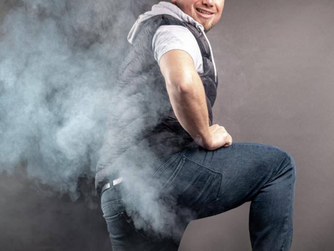 Should couples be comfortable farting in front of eachother?