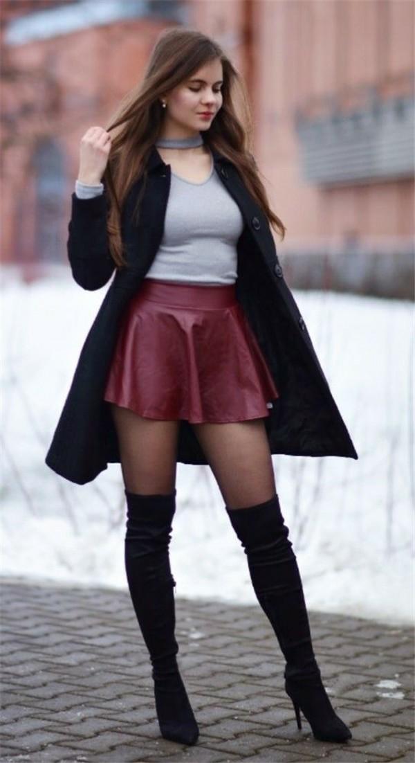 According to an article, which do you find the best sexy first date outfit for summer?