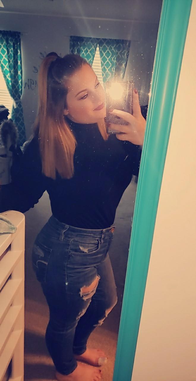 Do all guys only look for a female that is super skinny?