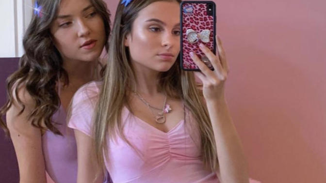 Do you like 00’s or 90’s fashion trends more?