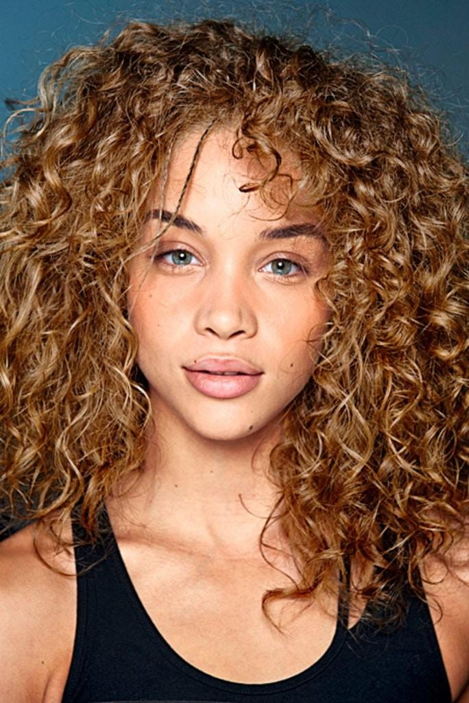 Curls, Waves or Straight hair on woman?