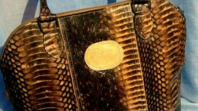 Girl, will u buy a Python / Luxury skin bag with no brand?