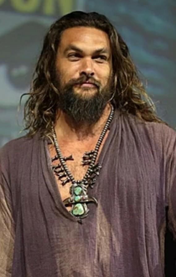 If you were trapped on a desert island with a celebrity of your choice, who would it be?