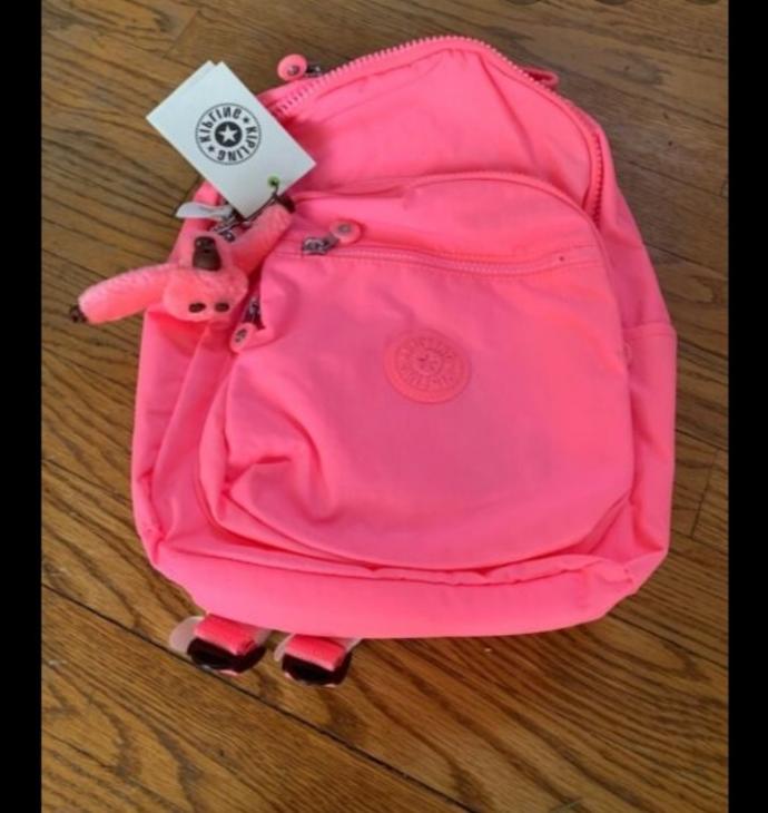 Is this a backpack for a 27 year old woman?