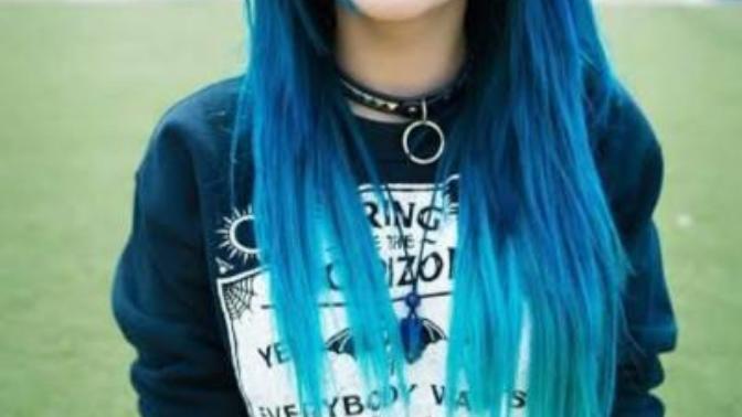Opinion on Emo? Were any of you going through emo phase?