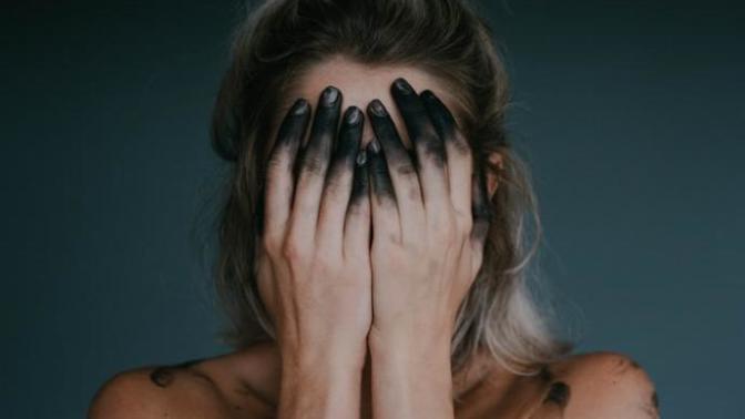 Is social media poisonous for the soul?
