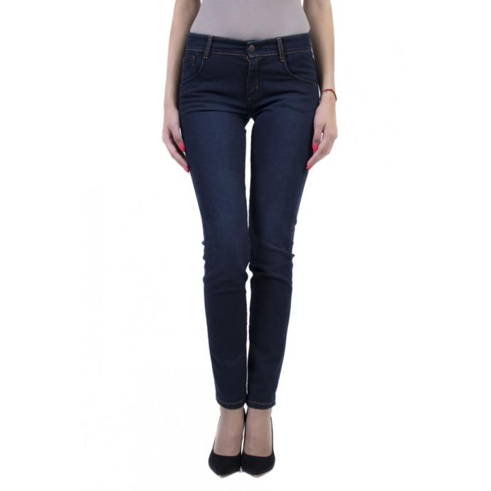 Which is better? High waist jeans or low waist jeans?