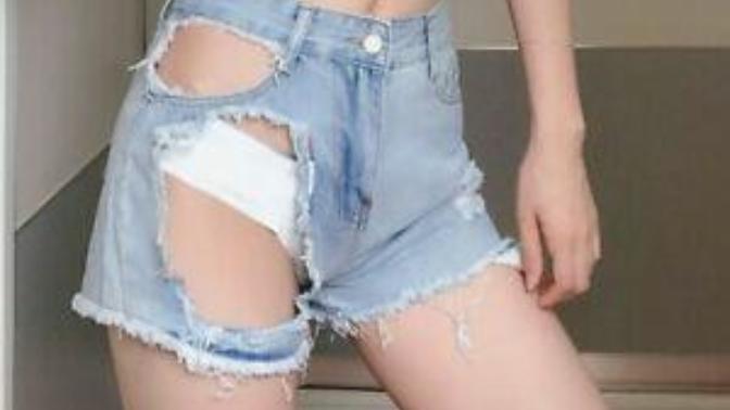 Is underwear showing through jeans an accident or a fashion statement?