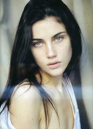 True or false - Men are lying when they prefer women without or less makeup?