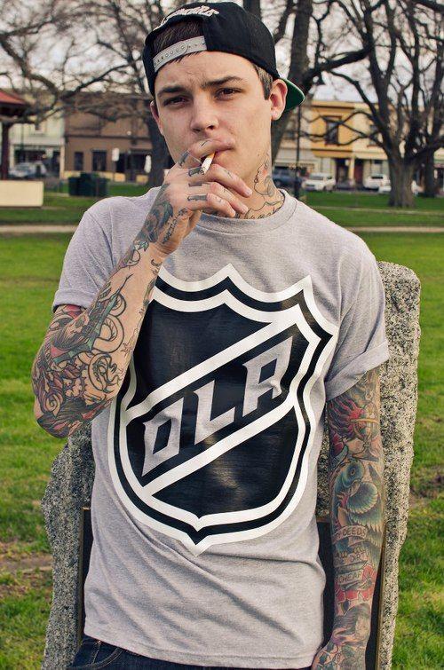Do you think that people look better with tattoos or without tattoos?