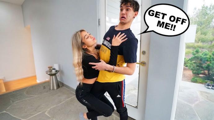 Is being clingy a deal breaker in a relationship?