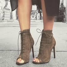 Is this shoe to sexy or not in ur opinion?