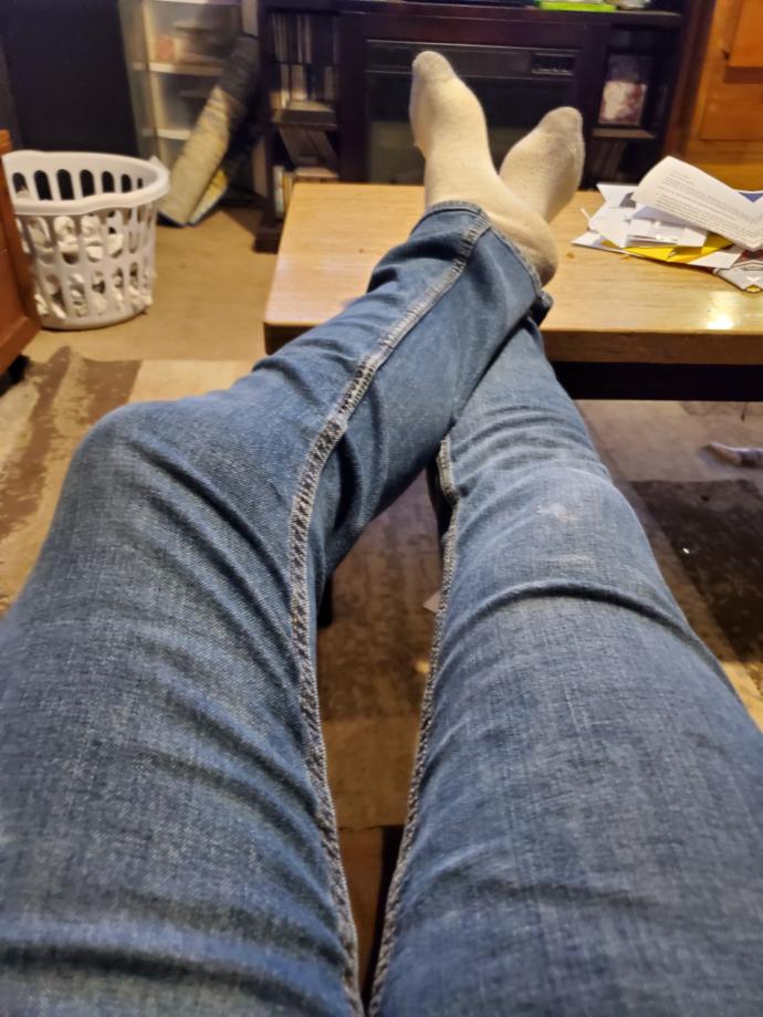 Which skinny jeans look better pair 1 or pair 2?