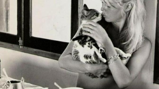 What do you think of this photo? And who is she?