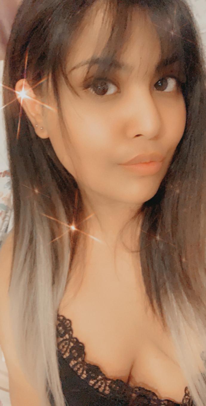 What is your opinion on if the girl youre dating looks different without make-up on?