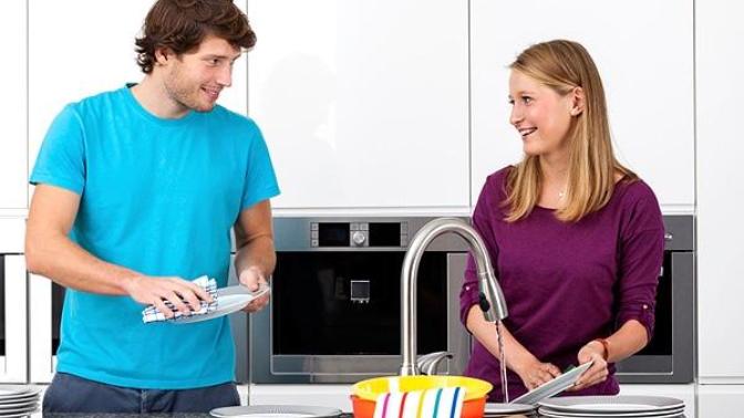 Should men and women do an equal amount of housework?