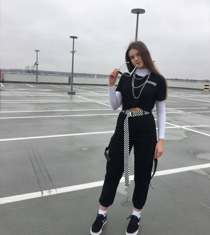 what is the best outfit style for women?