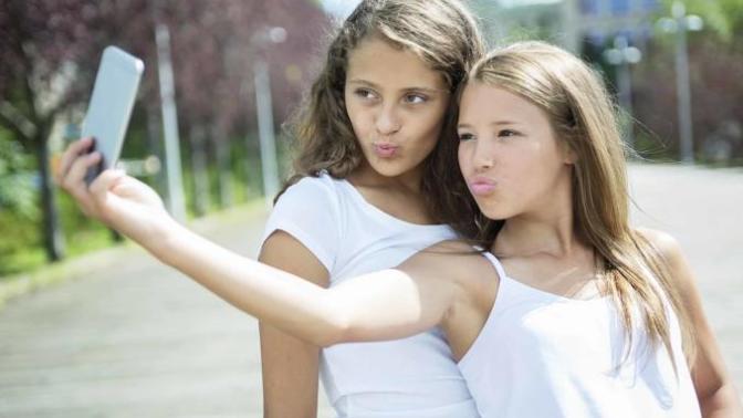 Do you think children under 15 should be able to have social media?