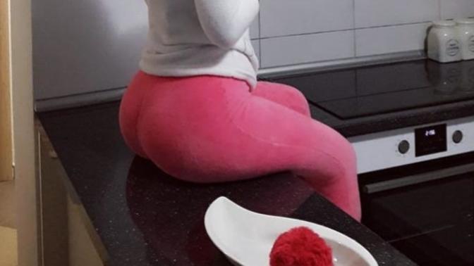 Rate this ass 1-10?