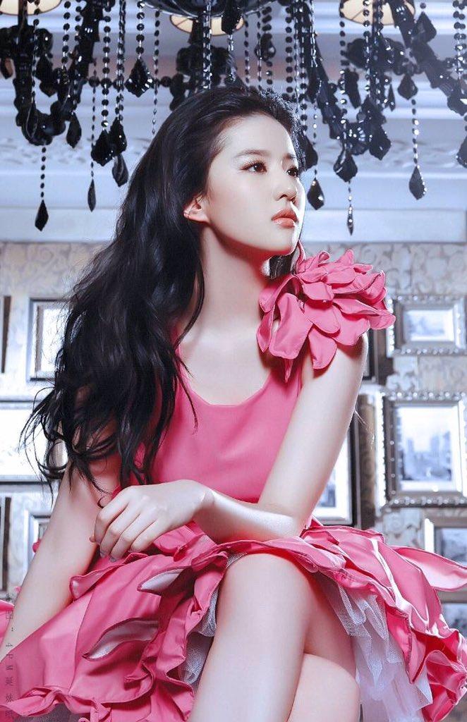 Do you think it is true what is considered pretty in the USA or Europe may not be considered pretty in Asia or Africa?