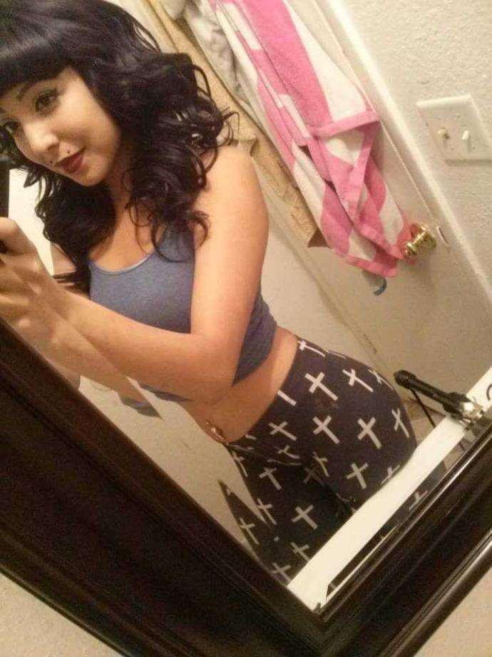 If Im pregnant how long would it take for me to get a belly?