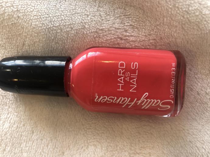 What nail polish color do you like the best?
