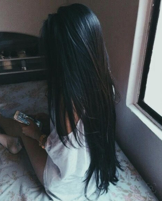 Guy, blondes, brunettes, or black hair? what do you like best on girls?
