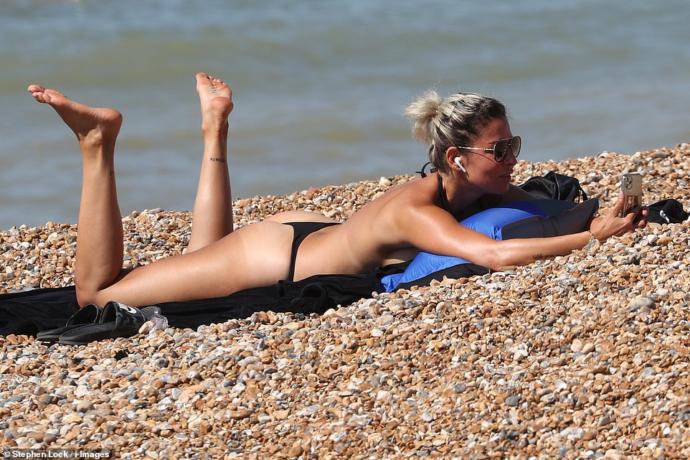 Girls, would you wear a thong at the beach? Guys, would you want your girlfriend to?
