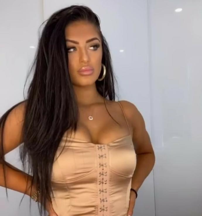 Why do teen girls look older than they look nowadays?