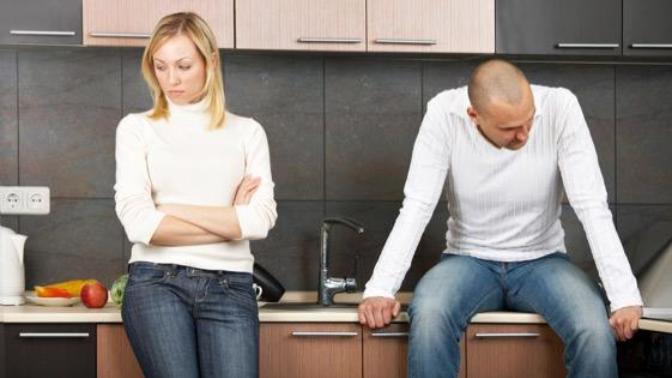 Why do some people think seeing and talking to your crush/partner daily is a bad thing?