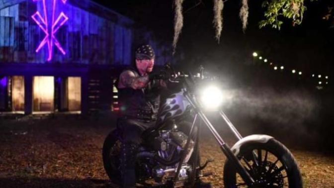 Wrestling fans: What are your thoughts on The Undertaker retiring after over 30 years?