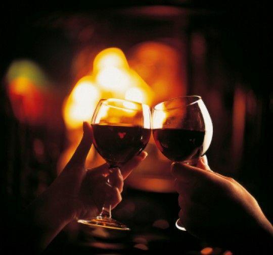 Should a woman set the tone for romance when her man doesnt?