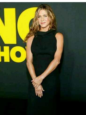 Girls would you get a plastic surgery to look like Jennifer Aniston?