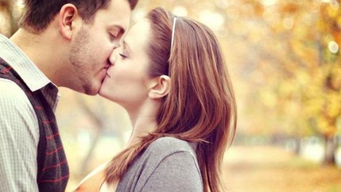 Would you help your friend to practice kissing if they asked you?