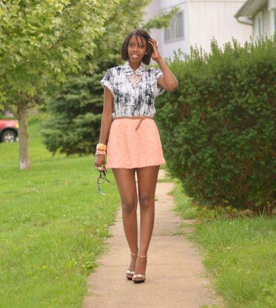 Which clothes that these women are wearing is of the greatest style (Part 1 of 2)?