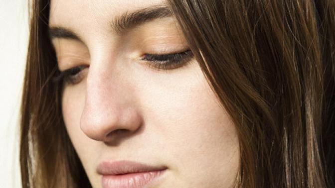 Are big noses ugly , and a turn off ?