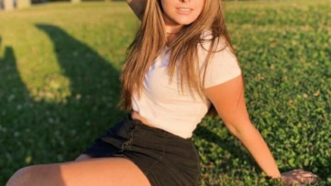 Which tik tok girl is more attractive?