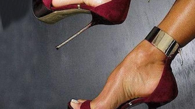 Which of these heels do you think is of the best color and style?