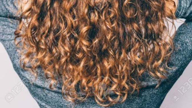 Would you mind washing your girlfriend's hair if she asked you to?