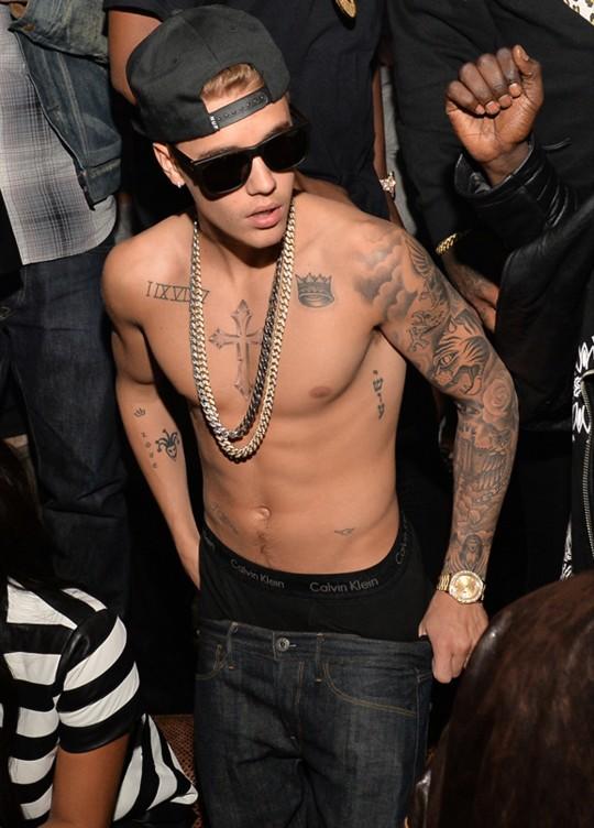Why do boys like to sag their pants?