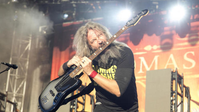 Do you think today's musician's are not as good as past groups or acts? Why are they afraid to experiment with different sounds and instruments? ?