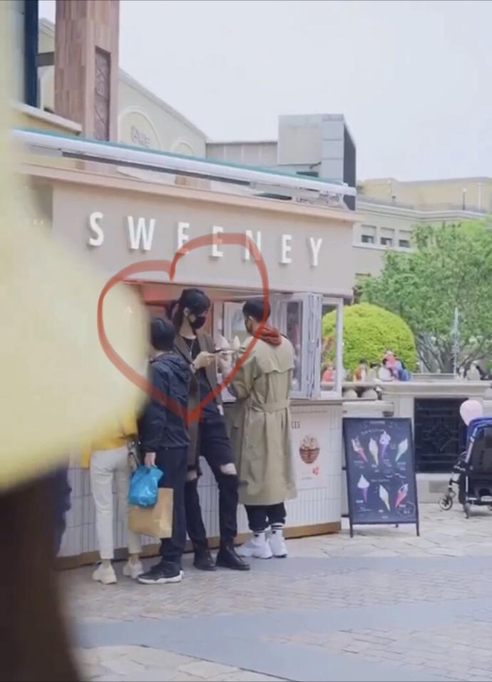 Do you think it’s ok to secretly take photos/film your crush in public?
