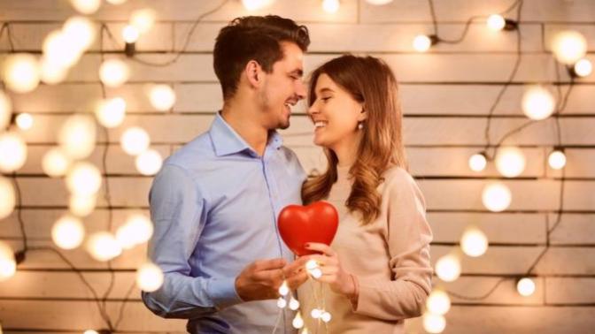 Do you believe in 'love at first sight '?