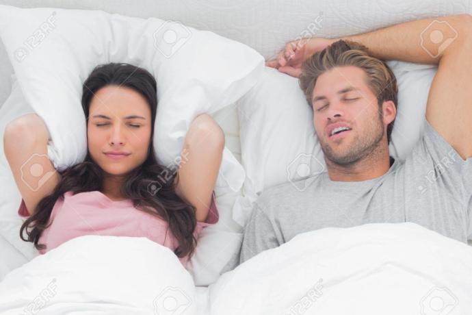 Whats something you’re not too fond of a potential partner having/doing but almost all seem to do it now?