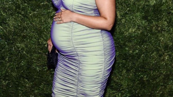 Can I can become voluptuous like plus size models?