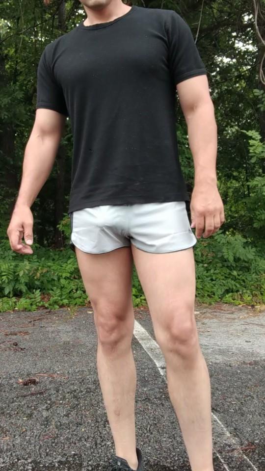 why do my shorts ride up when i running