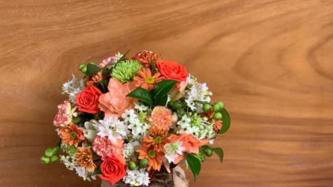 Which sympathy flowers it is more appropriate to give the family of a deceased person?
